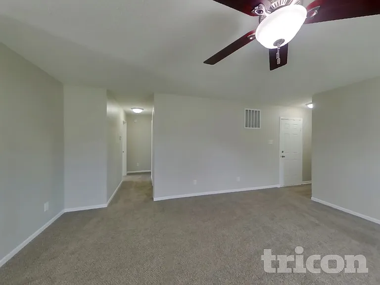 2869 Ludwig Dr — Photo 4