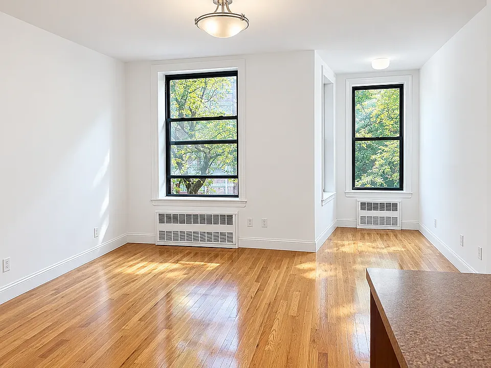 202 W 132nd St #2