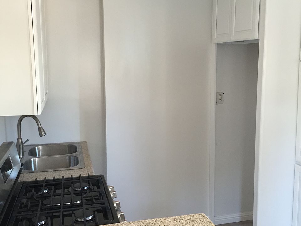 1st image of 1125 Manzanita St