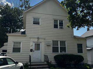 684 Edgewater Ave #1, Ridgefield, NJ 07657