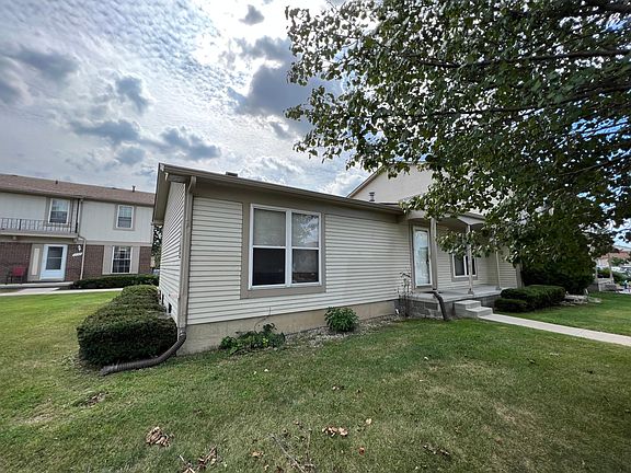 3rd image of 35271 Terrybrook Dr #1