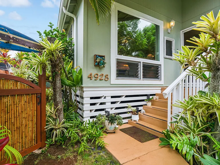 4928 Aliali Rd — Photo 4