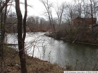 10718 Ben Lomond Cv, Hernando, MS 38632