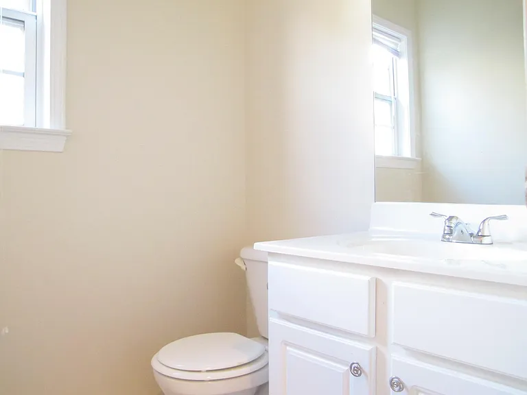 284 Wedmore Ct — Photo 10