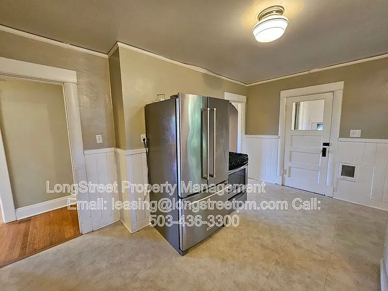1402 SE 30th Ave — Photo 6