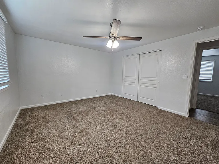 519 Rawe Peak Dr — Photo 14
