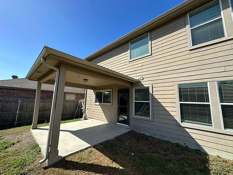 1820 Kittyhawk Dr — Photo 41