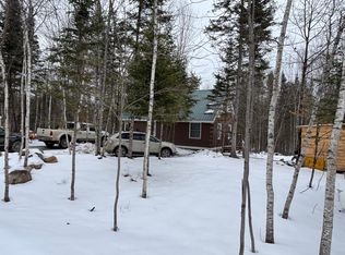 59 Twin Oaks Dr, Saint Albans, ME 04971