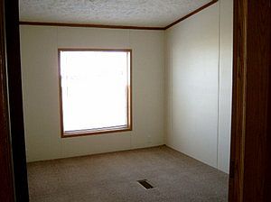 5th image of 281 Sparks Dr