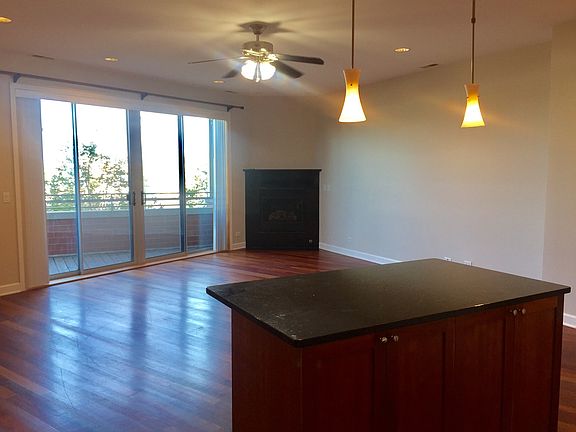 3rd image of 1652 N Bosworth Ave APT 4N