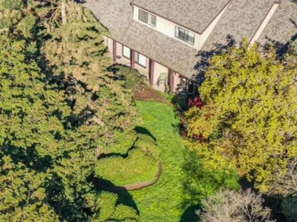Courtside Manor, 6502-6508 Wheatland Rd N #8, Salem, OR 97303