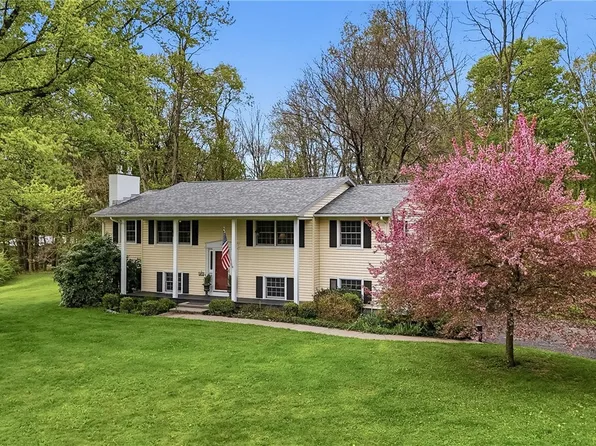 105 Vera Cir, Ithaca, NY 14850