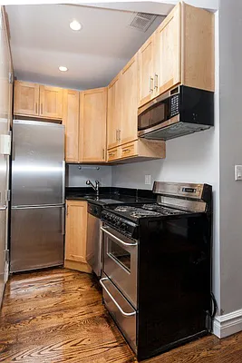 Rented by Centennial Properties NY | media 21