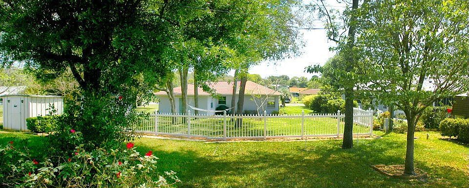 Beautifully Landscaped Backyard