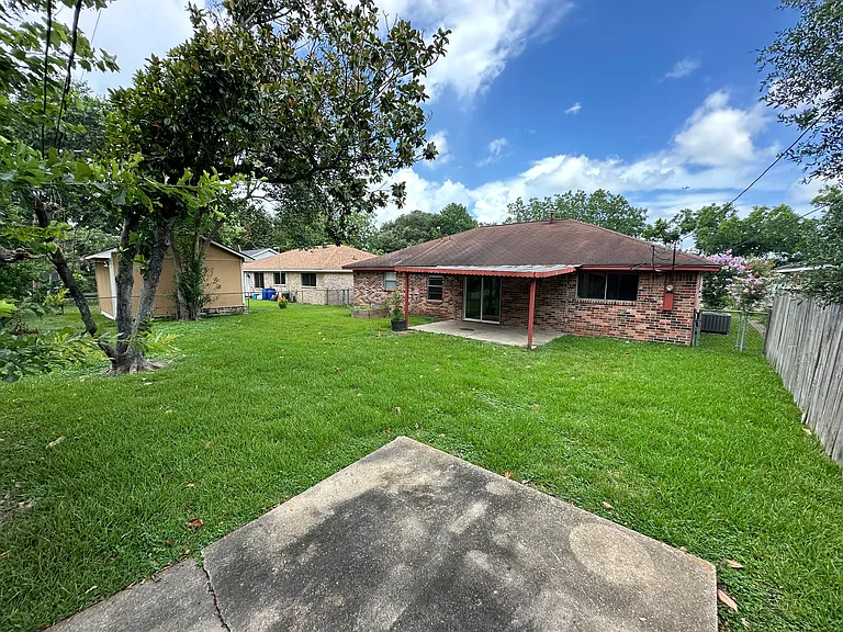 9610 Mango St — Photo 16