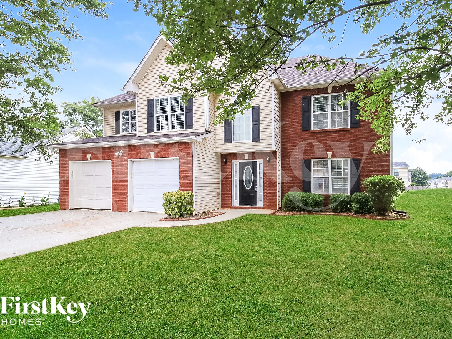 4 bed, 2.5 bath, 2254 sqft, $2,060 — Photo 3