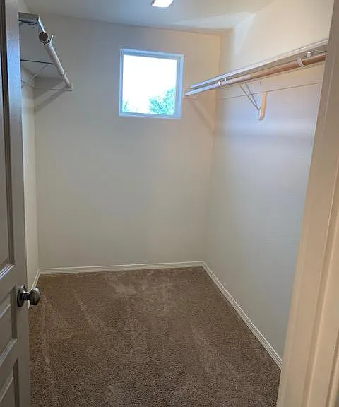 1718 NW Larch Wood Ct — Photo 23