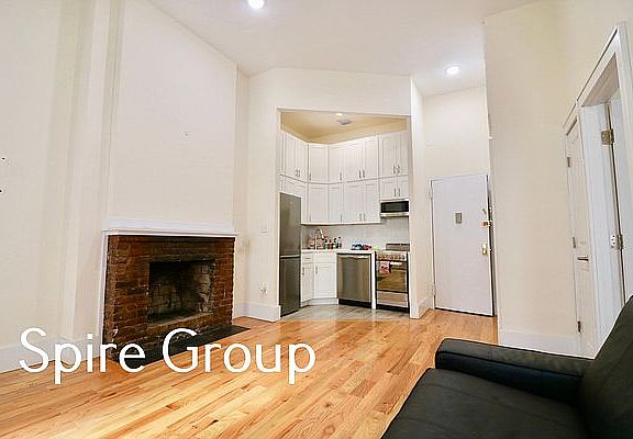 5th image of 303 W 76th St APT 4A