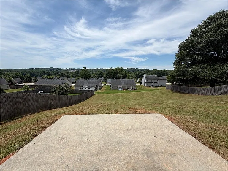 2125 Savannah Dr — Photo 23