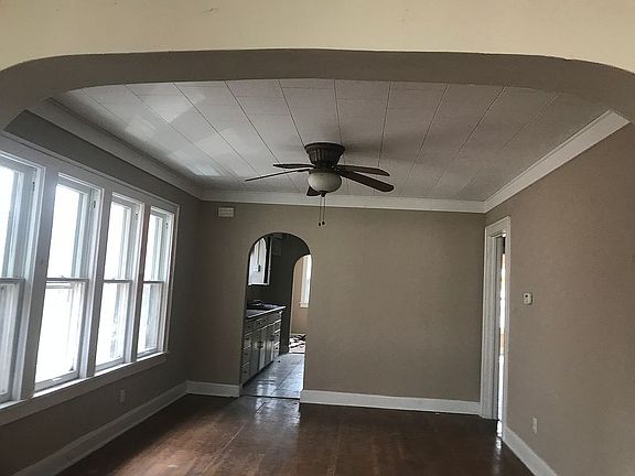 5th image of 4030 Bellefontaine Ave