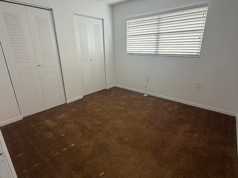 5249 NW 7th St — Photo 7