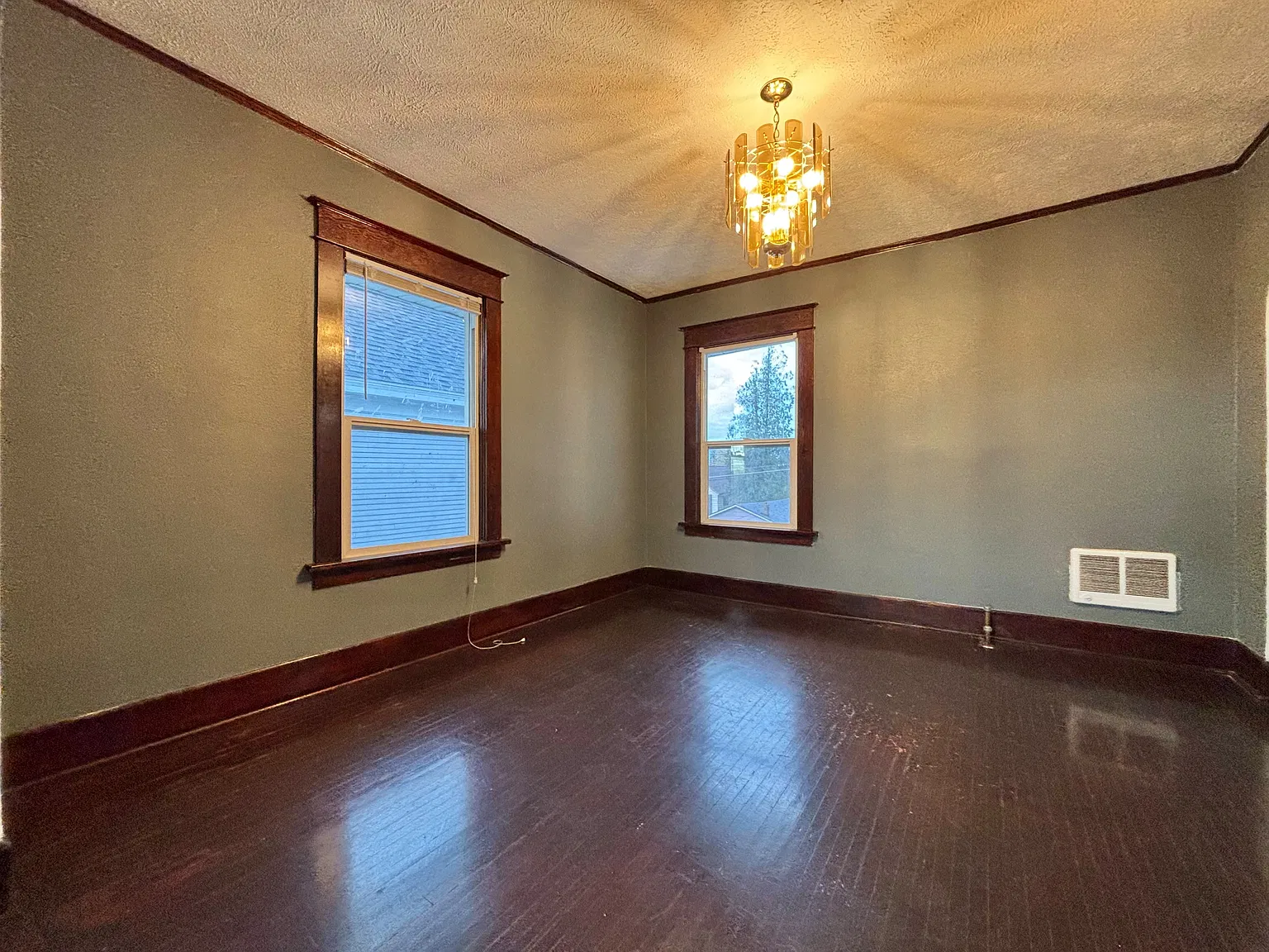 2 bed, 1000 sqft, $1,250 — Photo 3