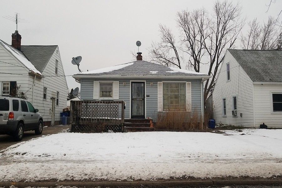 1st image of 12720 Bennington Ave