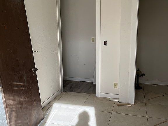 3rd image of 257 N Pierce St