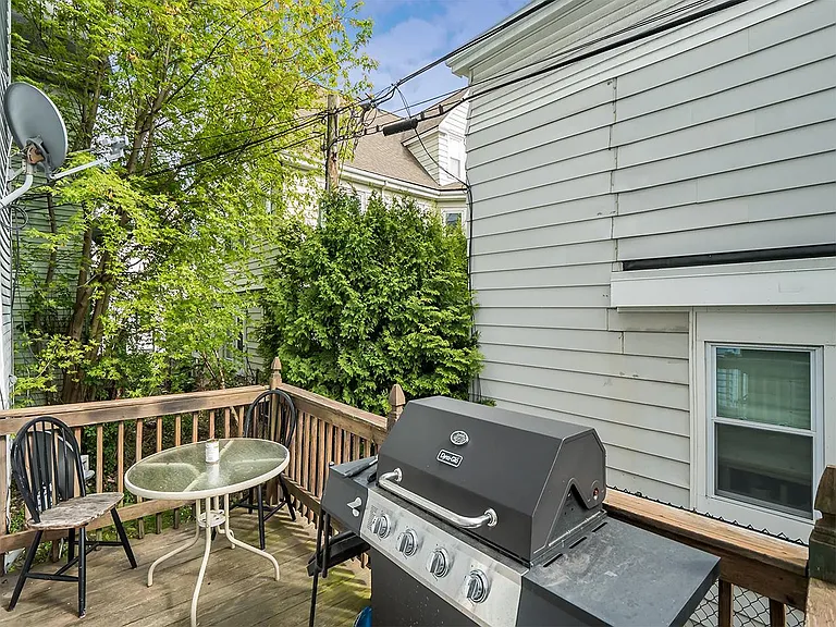 47 Saint Margaret St #1 — Photo 22