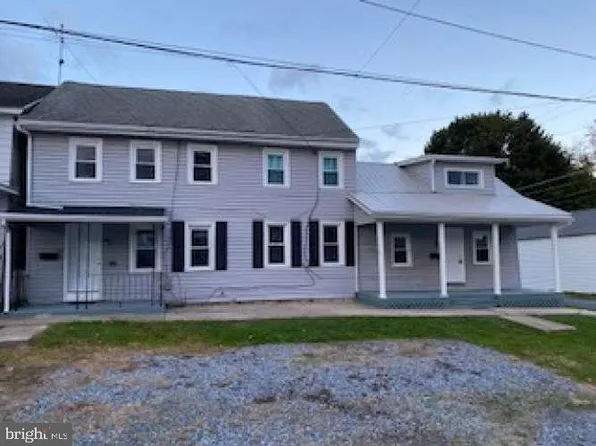 61-63 Main St, Womelsdorf, PA 19567