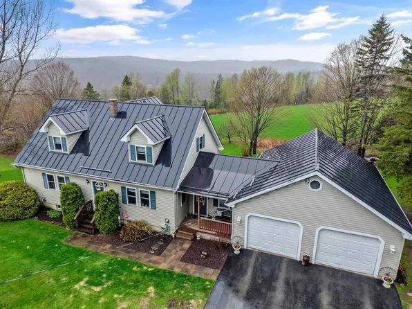 93 Carpenter Boulevard, Charleston, VT 05872