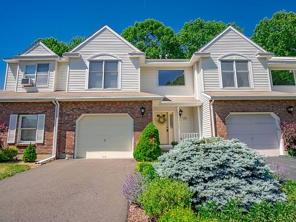 2nd image of 31 Woodside Dr