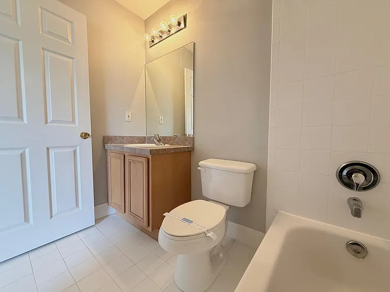 5035 Palmbrooke Cir — Photo 6