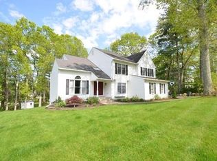 45 Dover Cir, Franklin, MA 02038