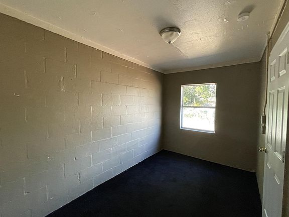 2nd image of 131 B St APT 2