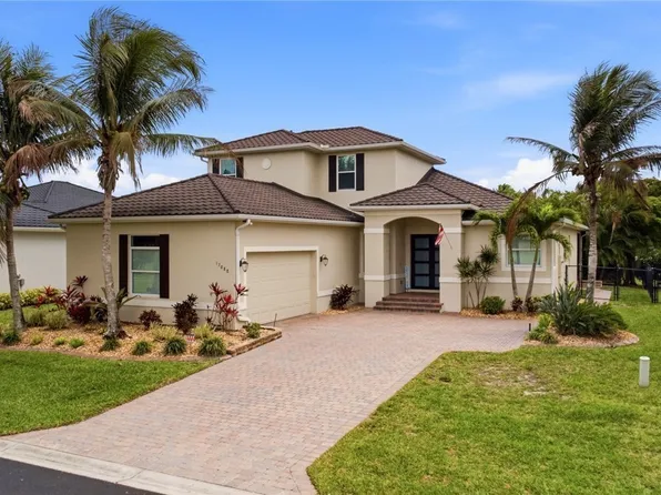 17088 Wrigley Cir, Fort Myers, FL 33908