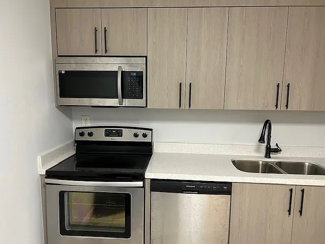 5100 SW 41st St #329 — Photo 4