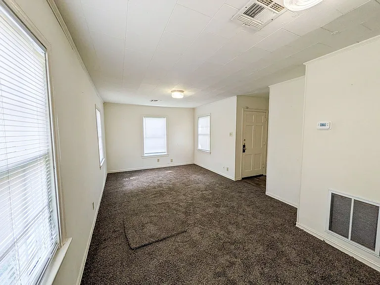 378 Garland Ave — Photo 2