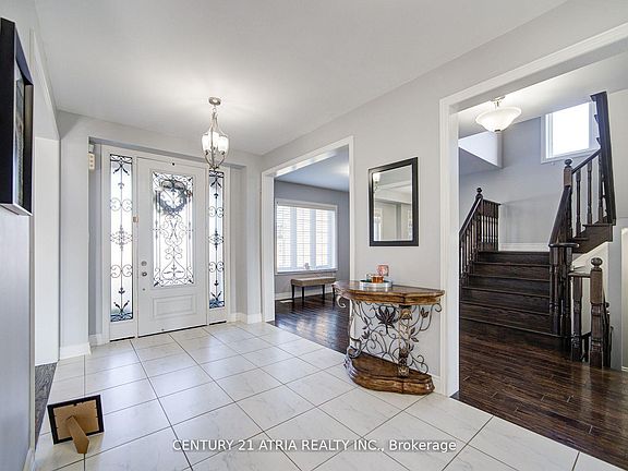 3rd image of 10 Gladys Rolling Ave