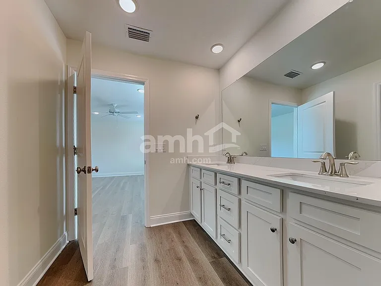5668 Dease Rd — Photo 10