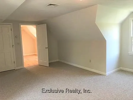 18 Westwood St — Photo 13