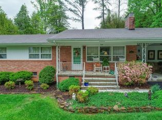 604 McClellan Cir, Elizabethton, TN 37643