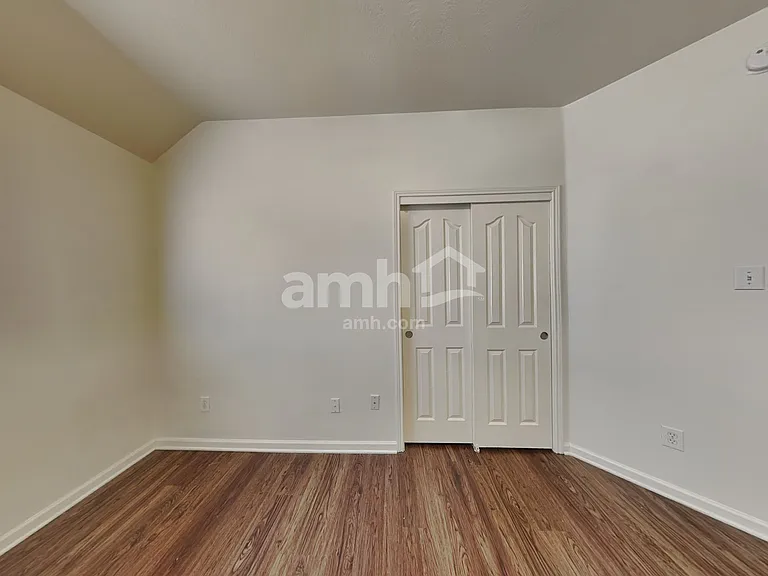 22327 Merabrook Dr — Photo 13