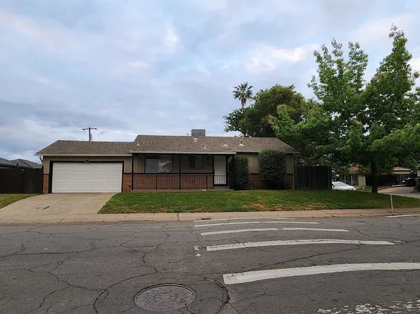 7311 Vandenberg Dr, Sacramento, CA 95820