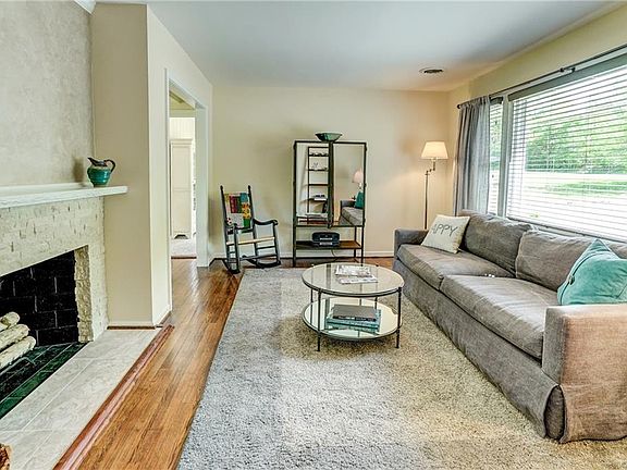 5th image of 5952 Forest Hill Ave