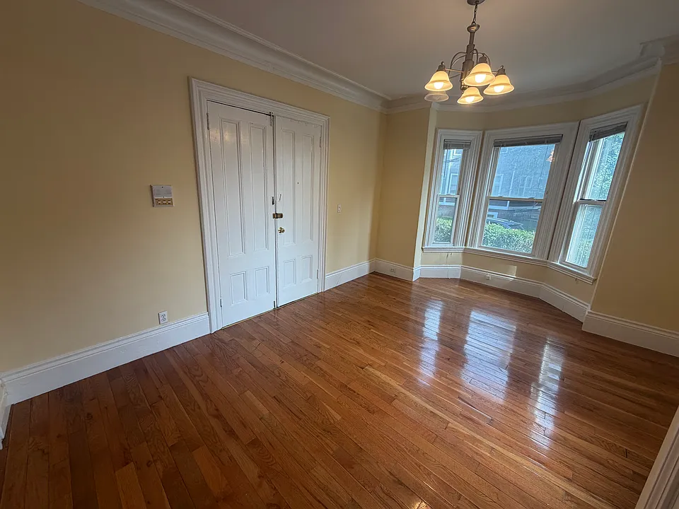 91 Hancock St #2F