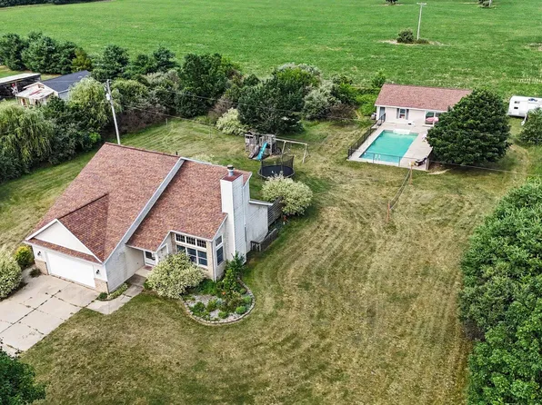 13575 Shaner Ave NE, Cedar Springs, MI 49319