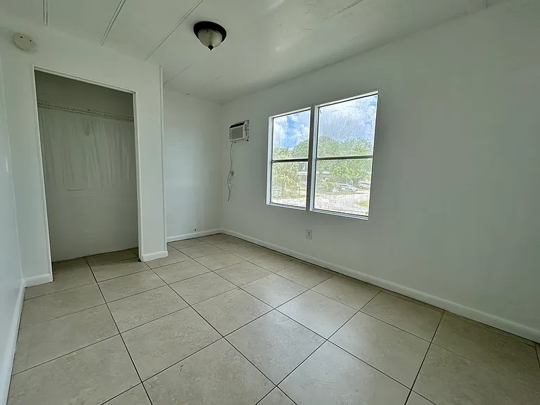 10166 Marlin Cir #2 — Photo 3