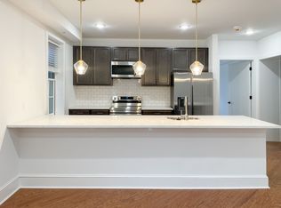 212 W 9th St #203, Wilmington, DE 19801