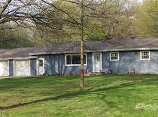 71233 State Line Rd, Edwardsburg, MI 49112